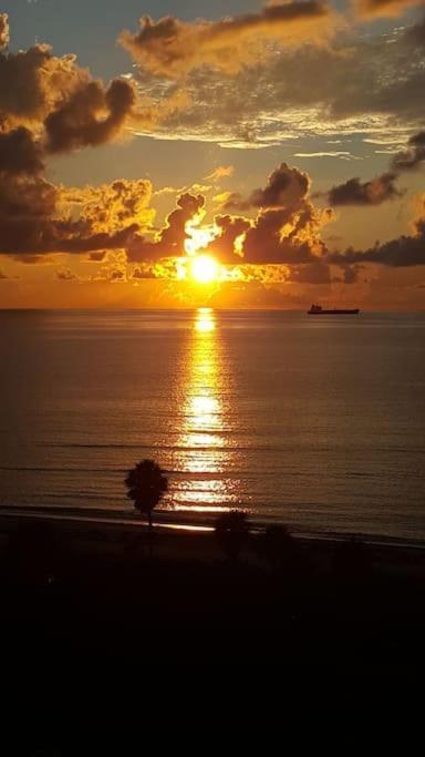 Your Vacation Home! Near The Apartamento Miami Beach