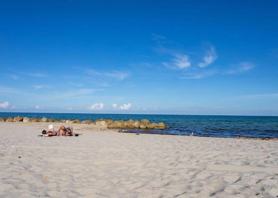 Your Vacation Home! Near The Apartamento Miami Beach